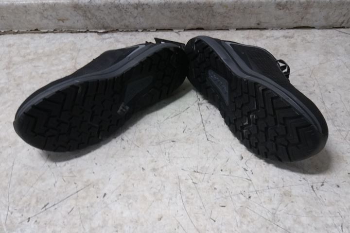 Ariat 10040324 Size 8 B Women’s Composite Toe Athletic Style Work Shoe