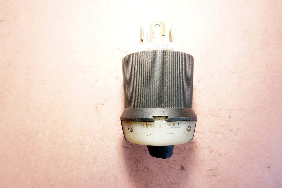 Hubbell HBL2731 30 Amp 480 VAC Plug