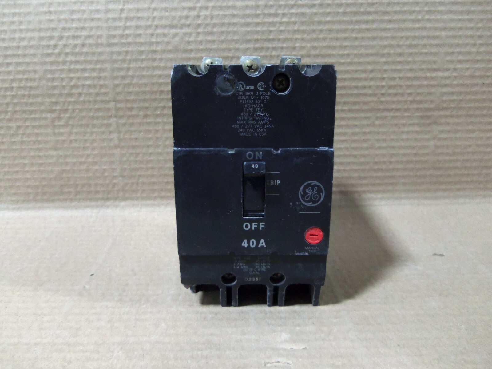 GE TEY TEY340 3 Pole 40 Amp 480V Silk Screen Circuit Breaker Flawed
