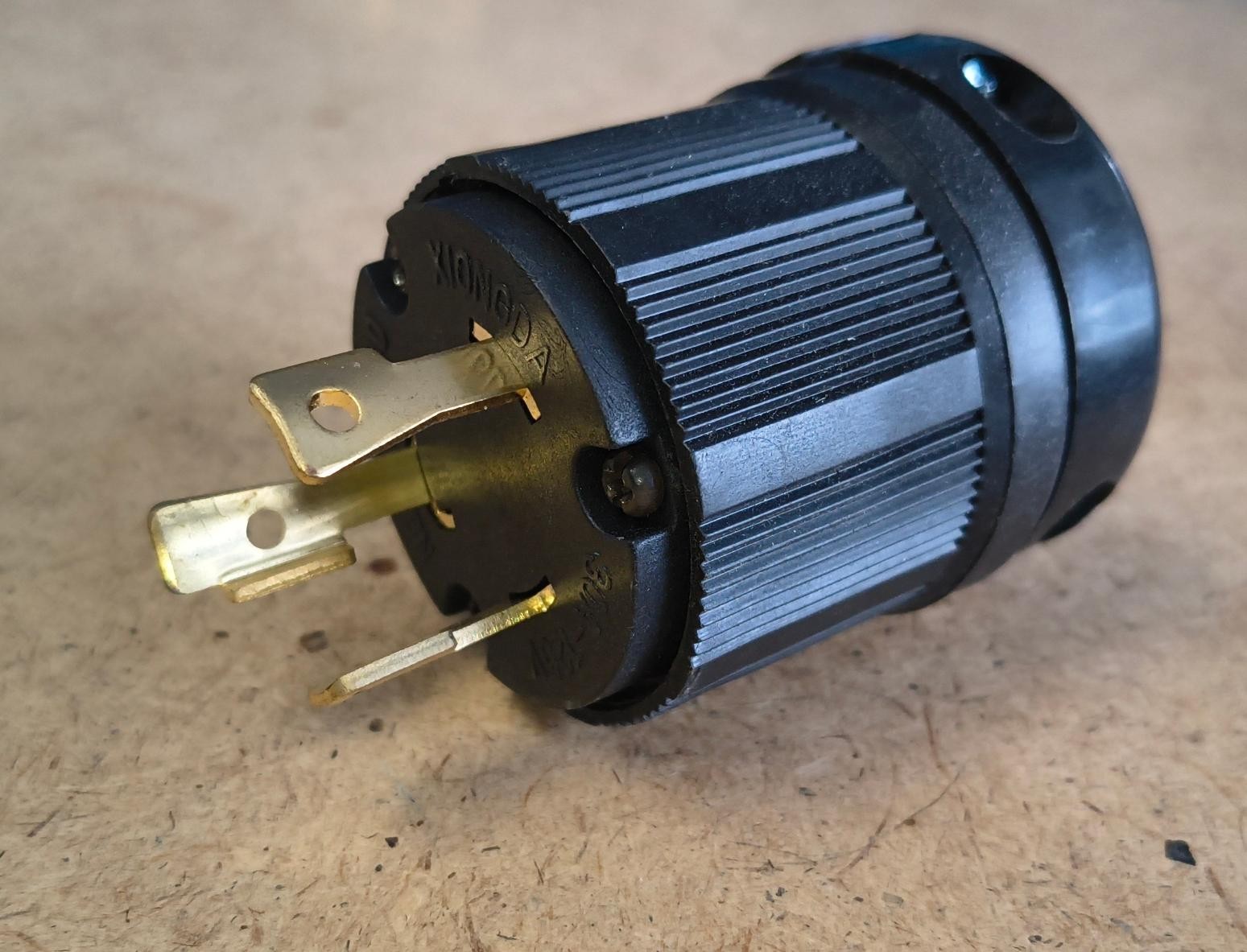 NEW 3-Prong 30A 125V NEMA L5-30P Twist Lock Male Plug Generator RV Free Ship
