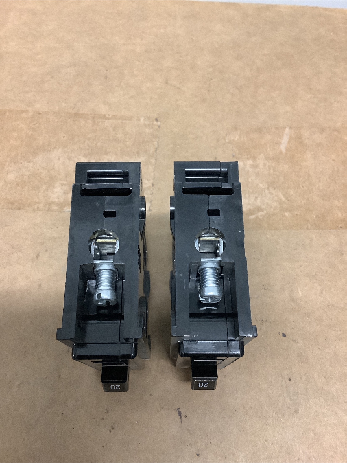 Cutler Hammer Circuit Breakers 120/240 Volt AC