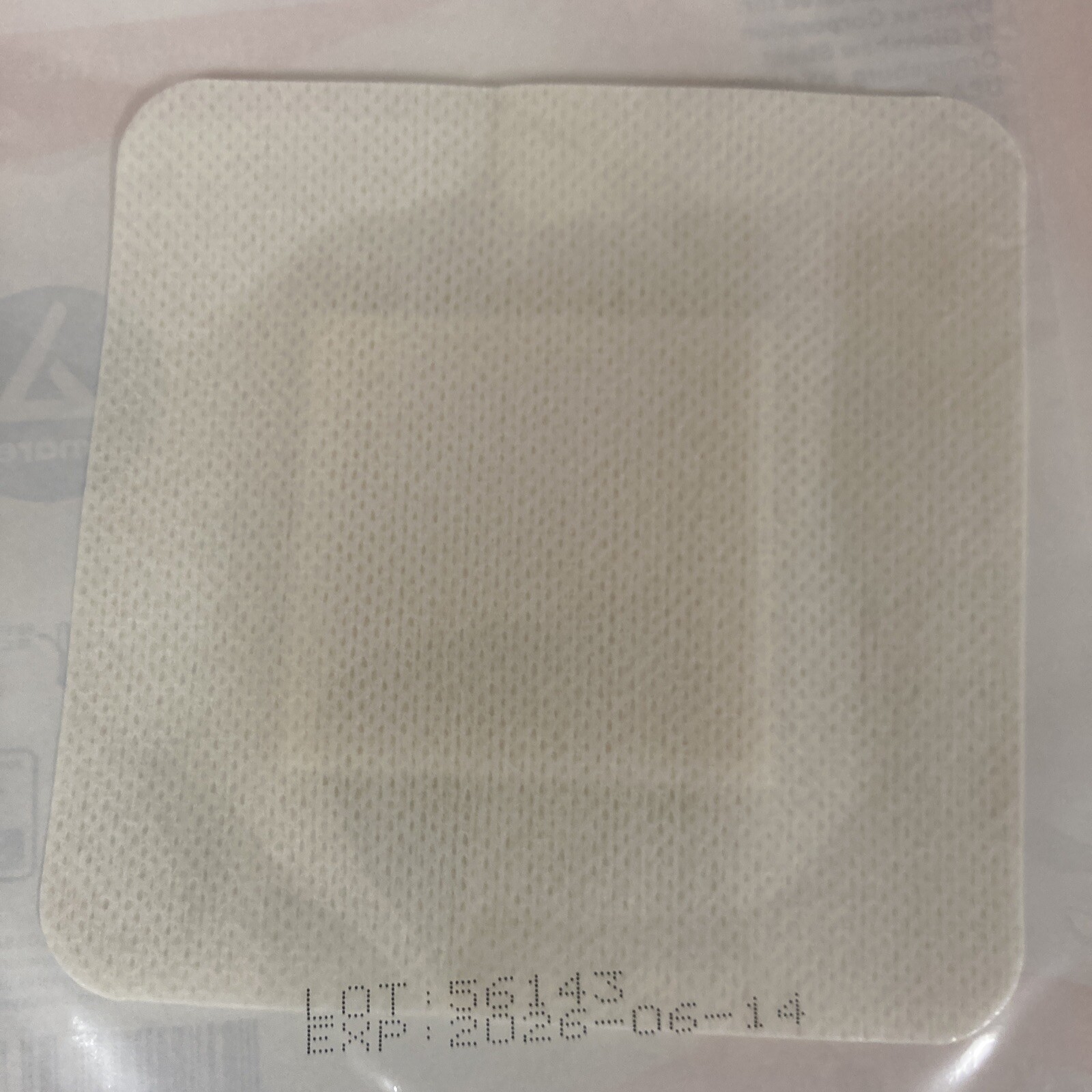 Dynarex 3037 DynaFoam Waterproof Bordered 4″x4″ Foam Dressing – 1 each