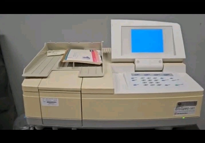 Shimadzu Biospec 1601 Spectrophotometer DNA Enzyme Protein Analyzer