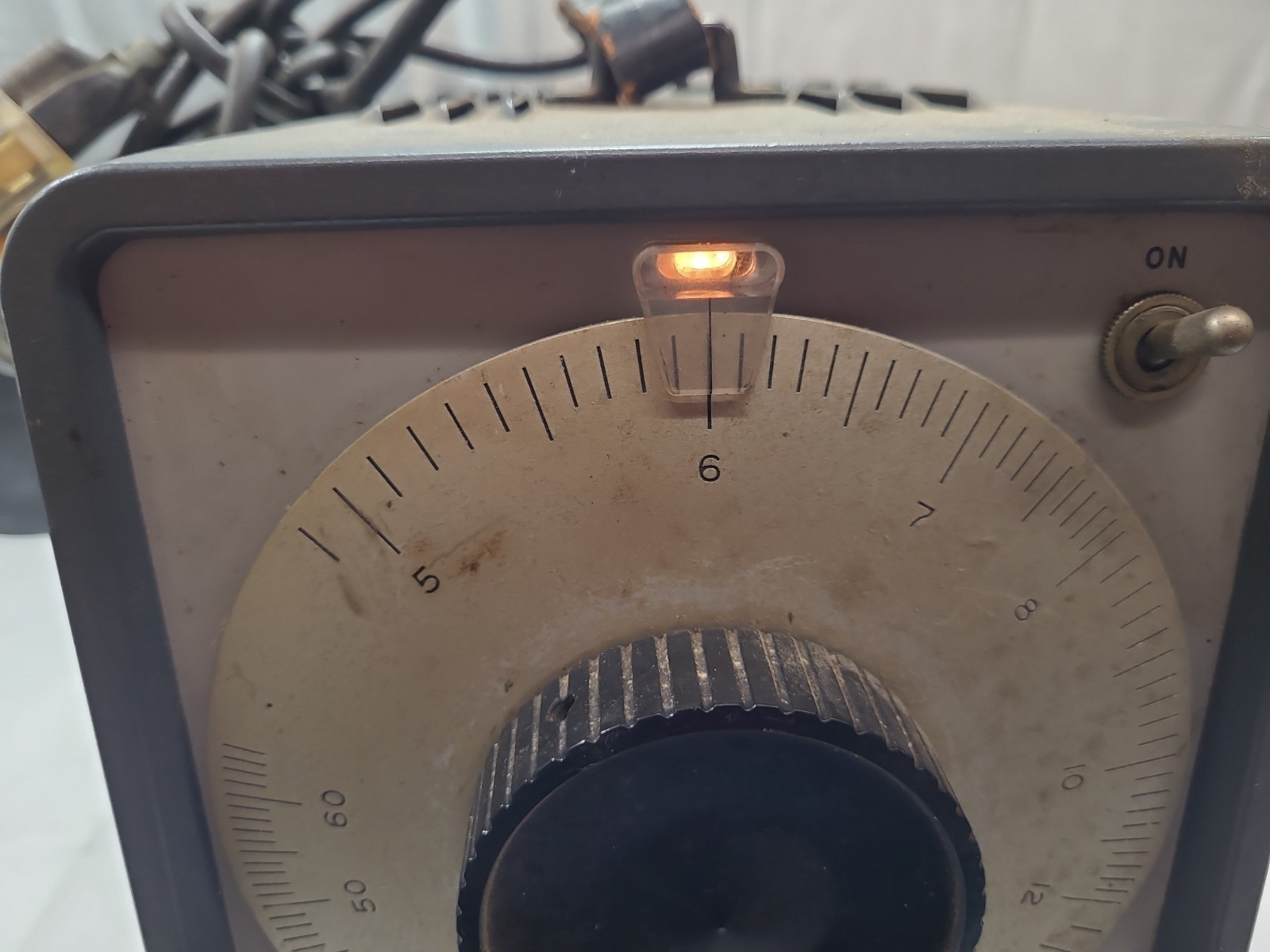 HP 200CD 5 Hz – 600 kHz Vintage Wide Range Oscillator