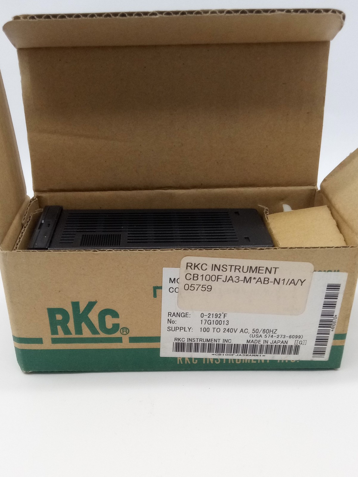 RKC Instrument CB100FJA3-M*AB-N1/A/Y Temperature Controller