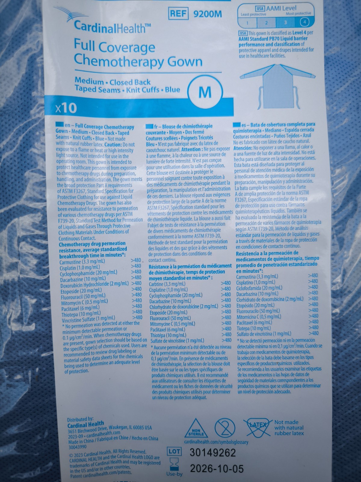 Cardinal Health™ Full Coverage Chemotherapy Gown, Medium, 9200M, Case of 100