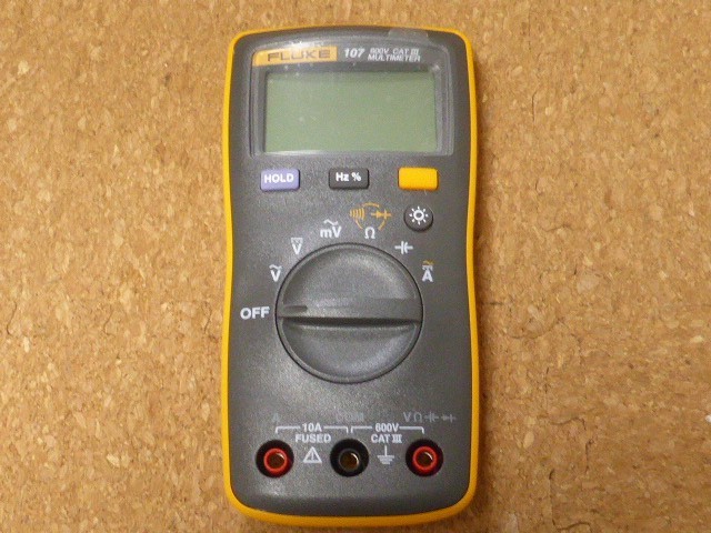 FLUKE Handheld Digital Multimeter 107 AC/DC Current By Fluke 107