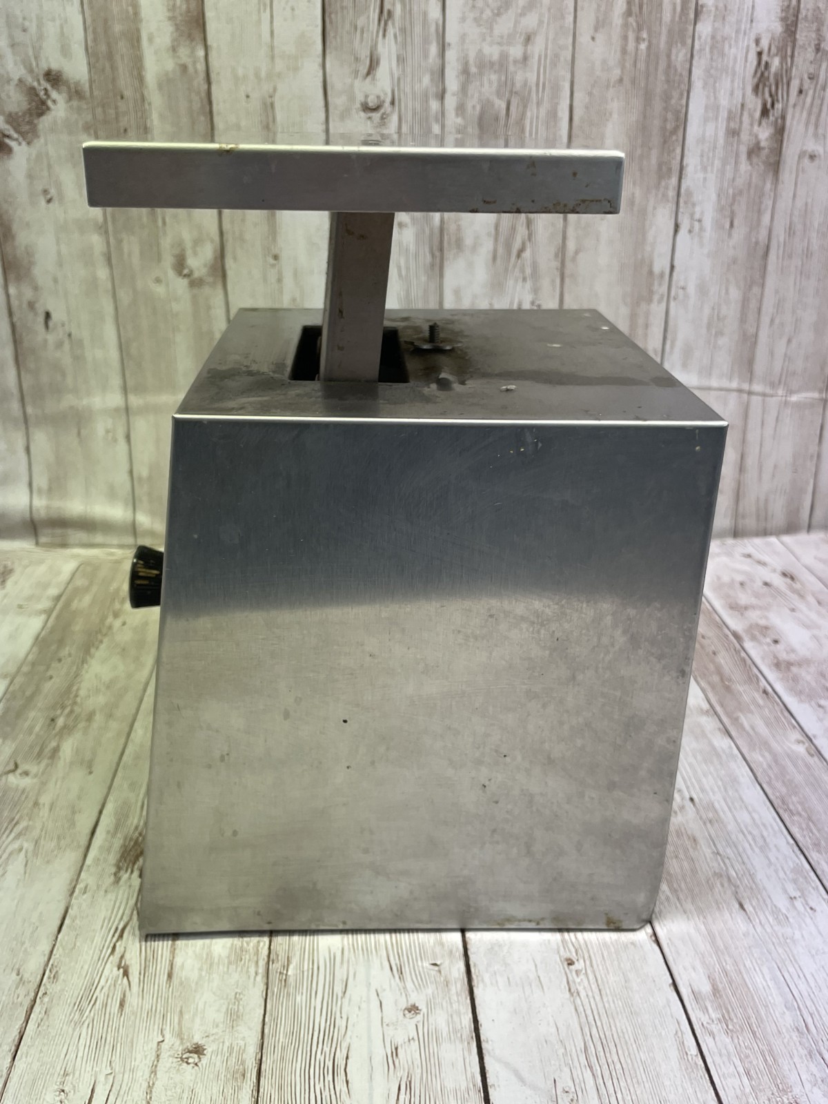 Vintage Edlund Model SR-2 2 LB Top Loading Counter Portion Scale