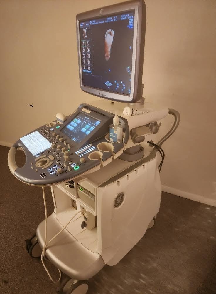 3D/4D/HD GE Voluson E6 Ultrasound Machine Pickup or Ship (at purchasers expense)