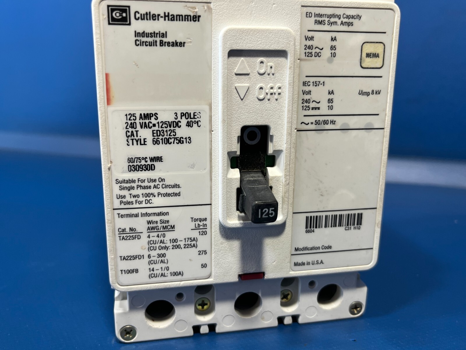 CUTLER HAMMER ED3125 125A 240VAC 3P INUSTRIAL CIRCUIT BREAKER