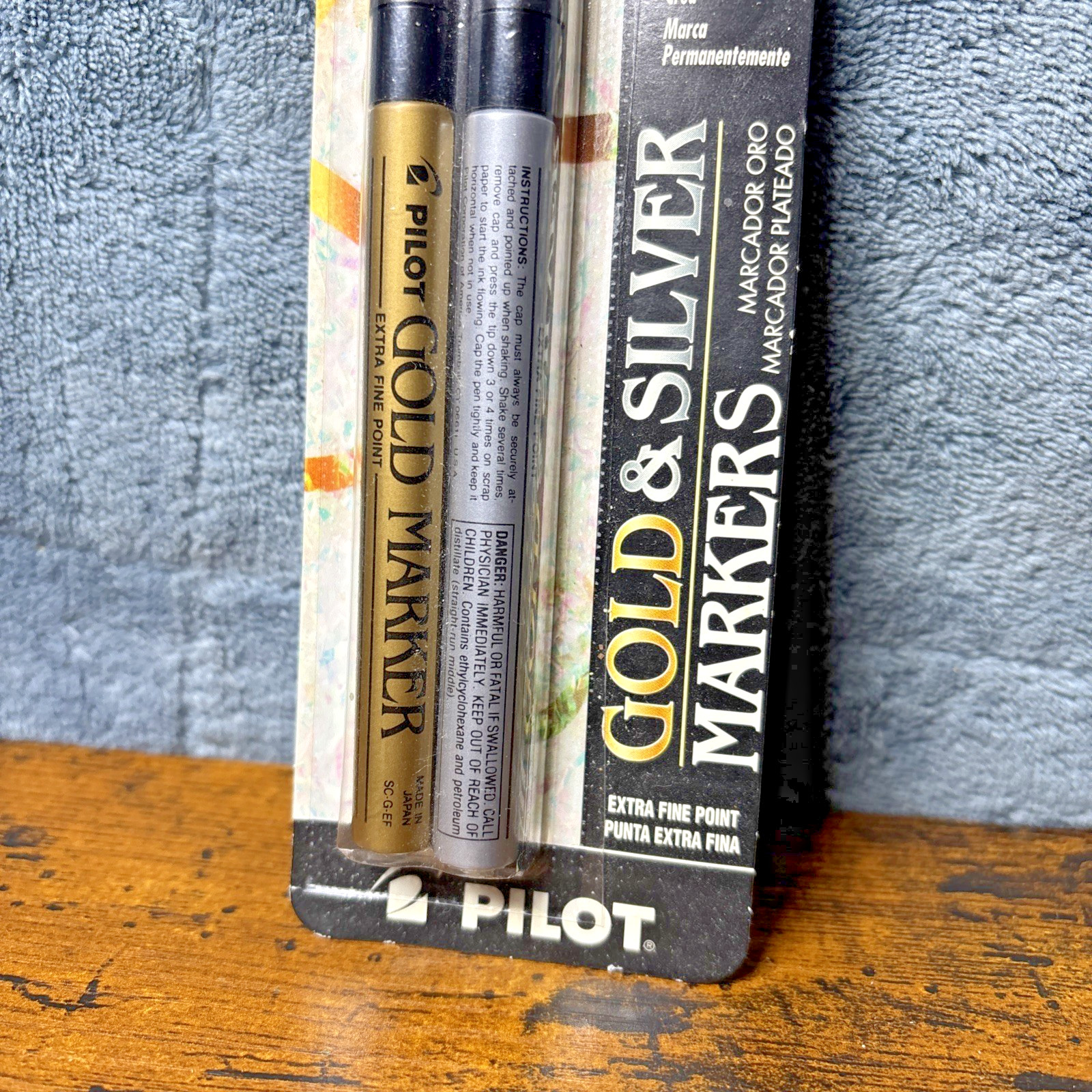 Pilot 41400 Gold & Silver Metallic Paint Marker