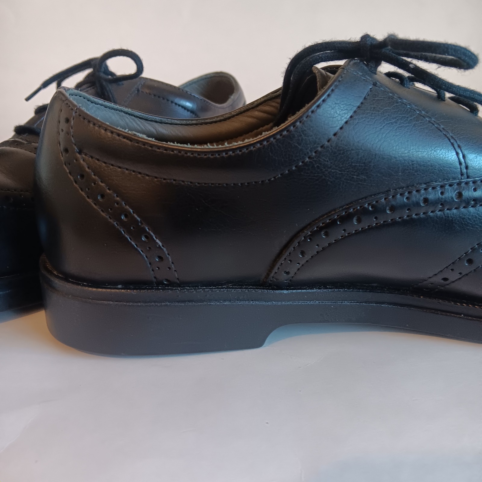 Red Wing 8701 Men’s Size 10D Black Leather Wingtip Steel Toe Shoes Made in USA