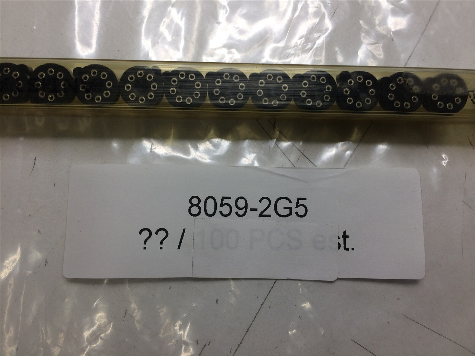 8059-2G5 AUGAT CONN SOCKET TRANS TO-5 8POS ROUND THRU-HOLE 2 PIECES