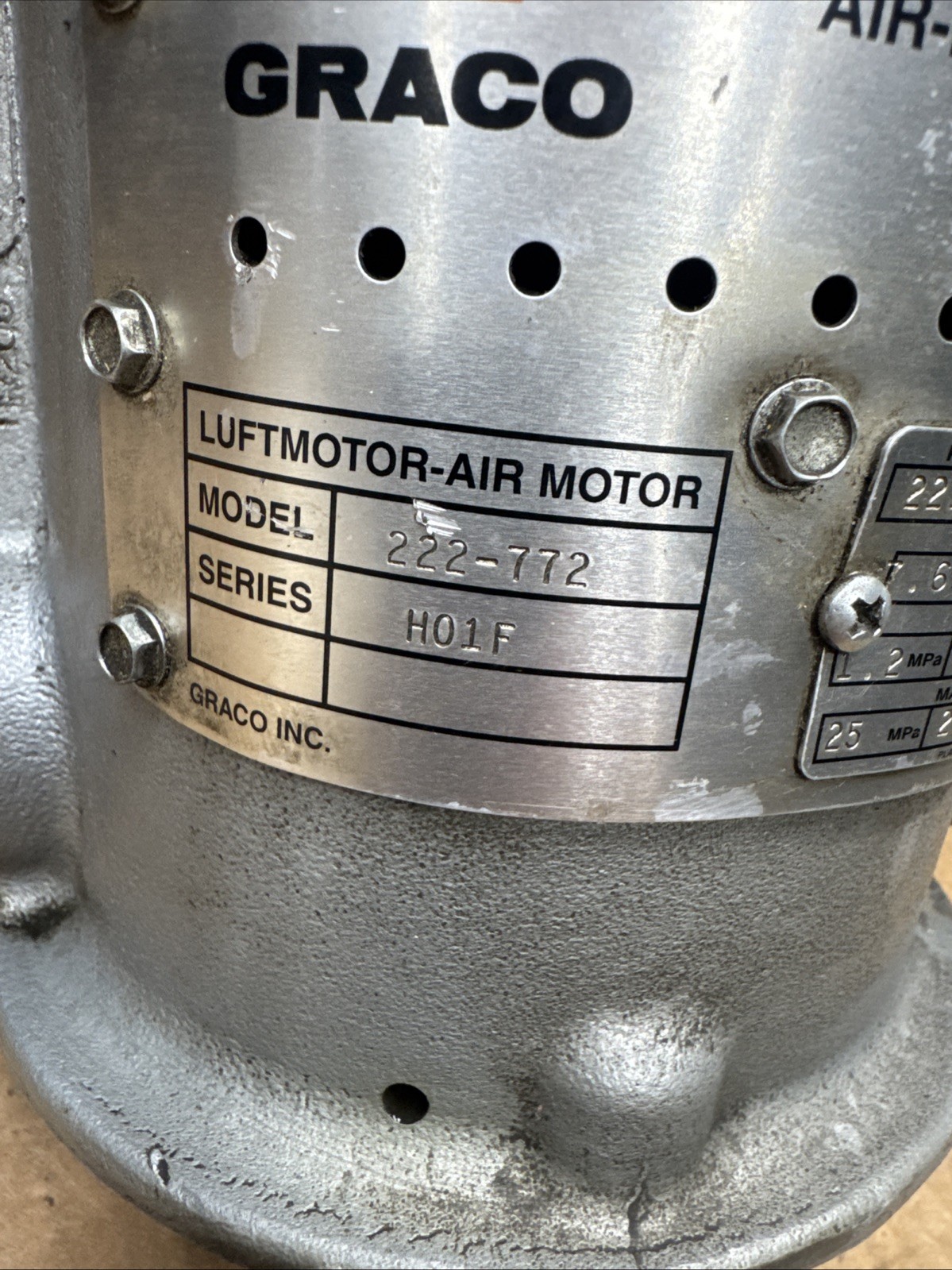 Graco President Air Powered Pump Model 222-772 -Series-H01F