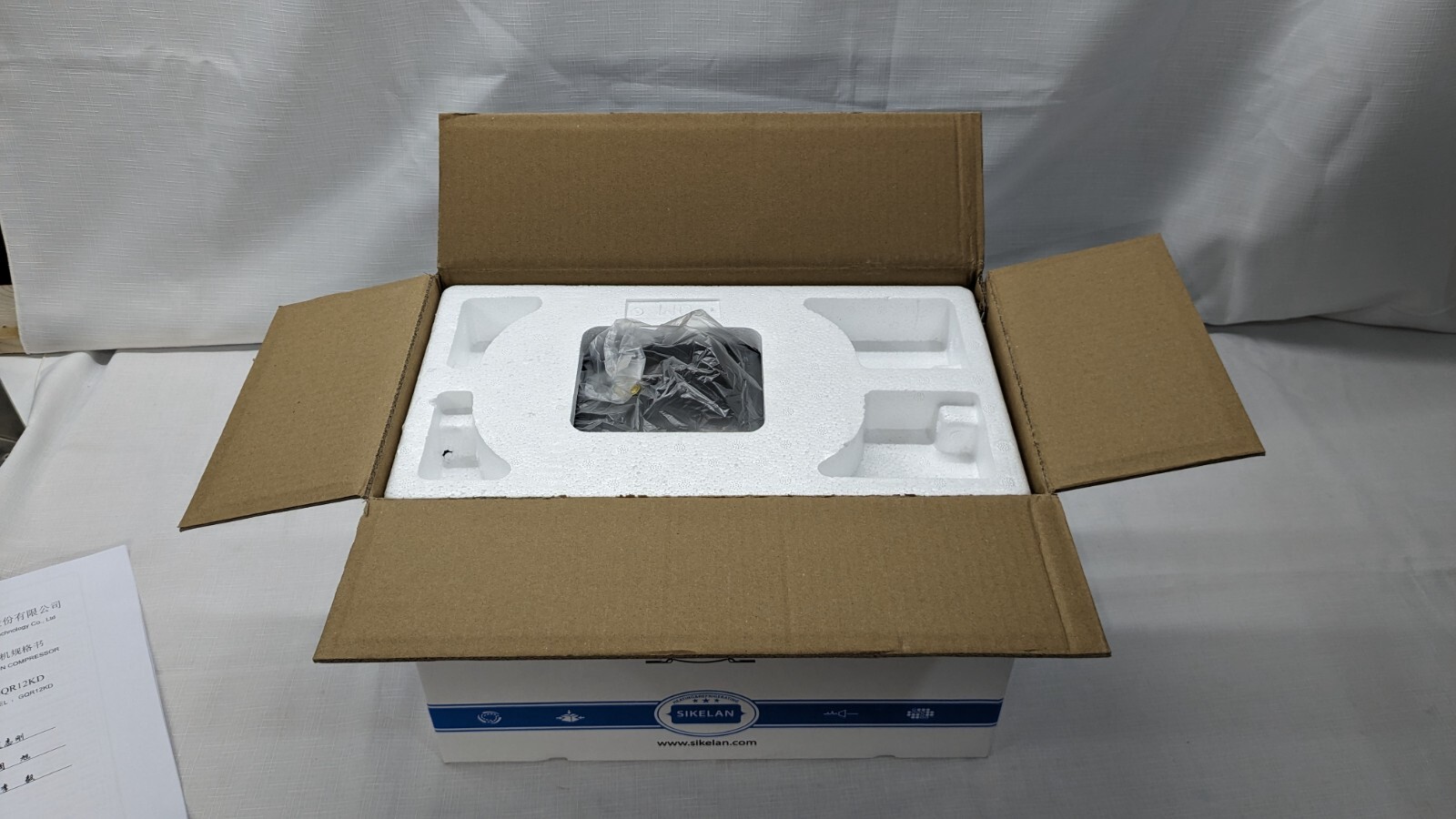 Sikelan GQR12KD 1/2hp 2627BTUs 110VAC R404a LBP / MBP Refrigeration Compressor
