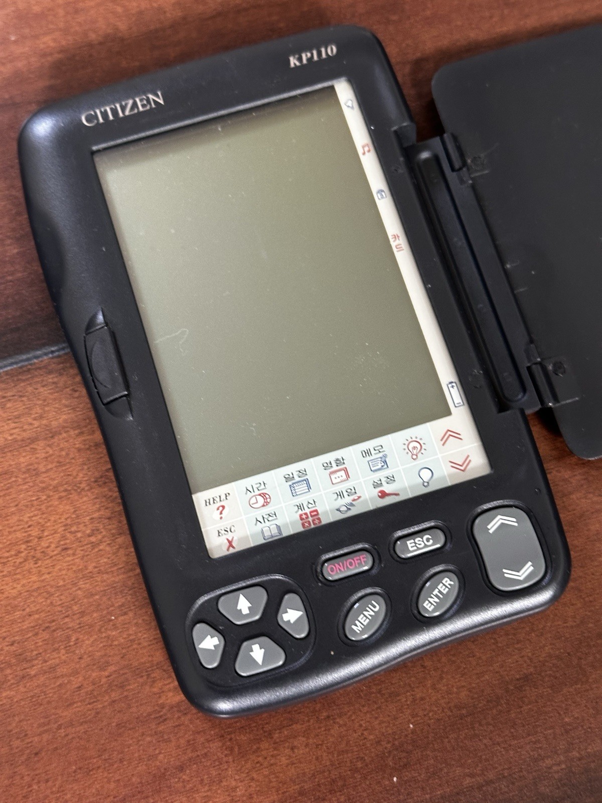 Vintage Citizen KP110 English – Korean Electronic Dictionary