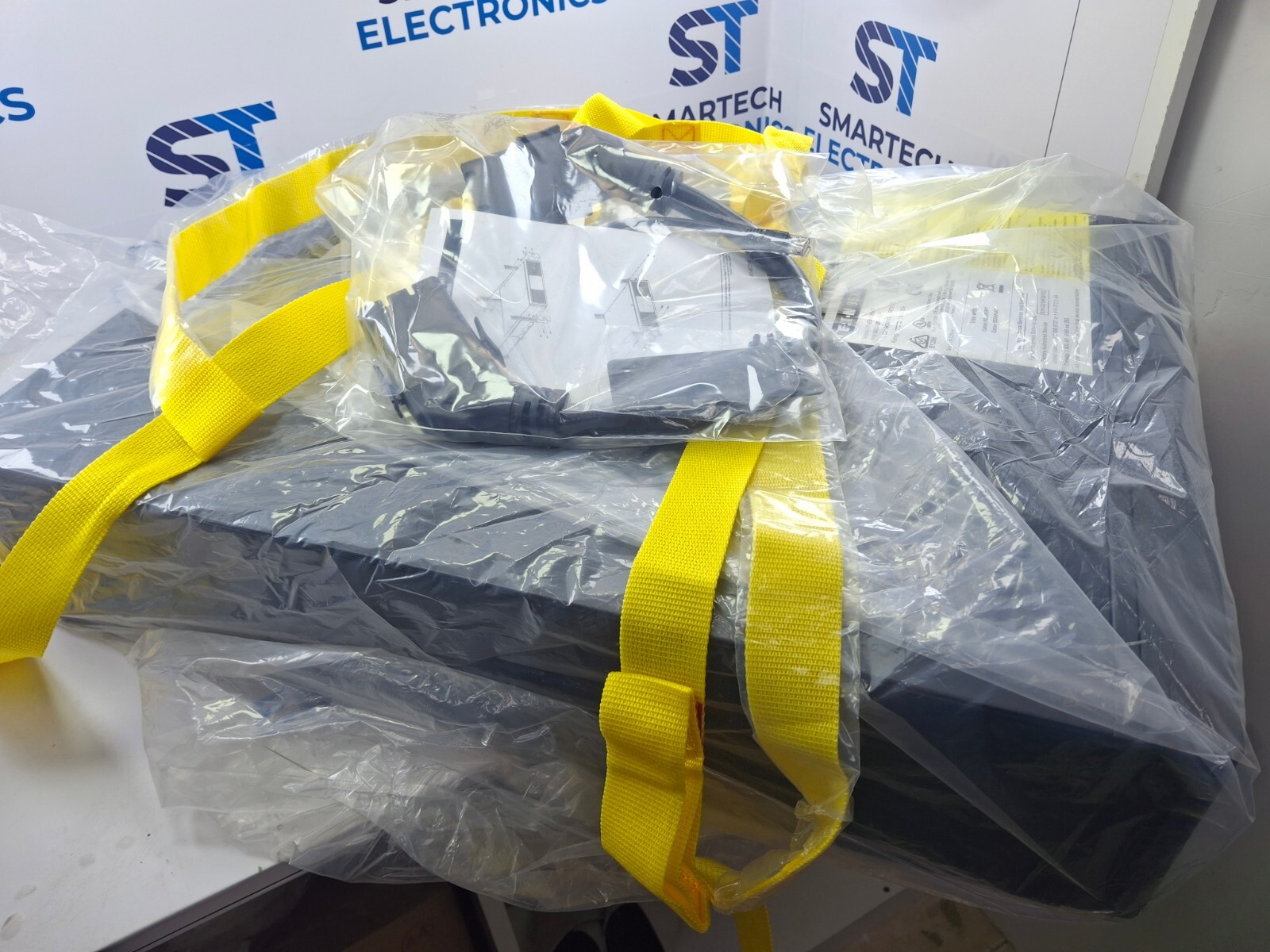 EATON 9SXEBM180VRT3U Extended Battery Module for Eaton 9SX UPS 5KVa