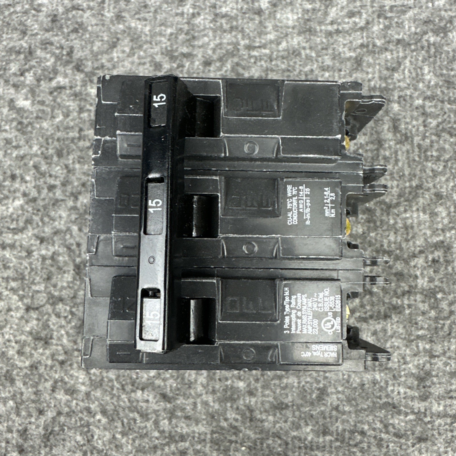 Siemens 3 Pole 15A B315H BLH 240V Circuit Breaker 22kA HACR Bolt On