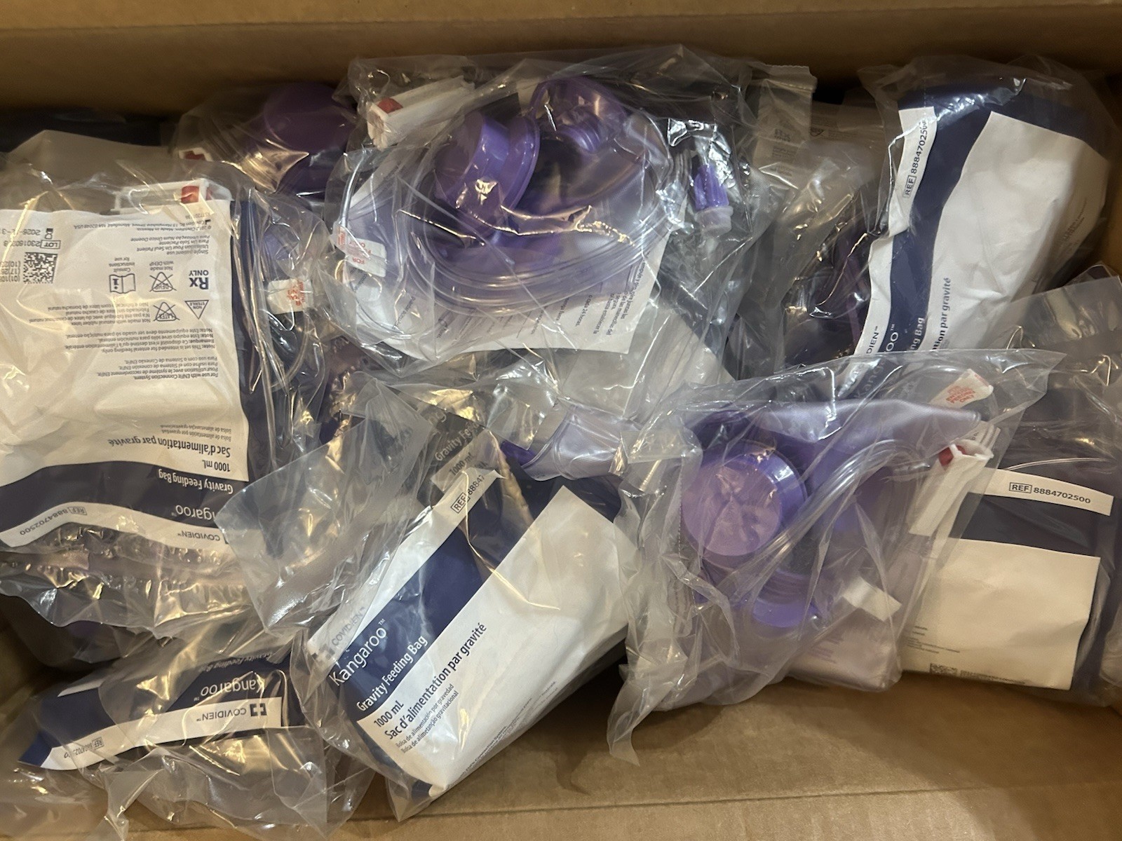 Sealed Box 30ct Kangaroo OMNI Feeding Set Bag 1000mL. Ref B10FD