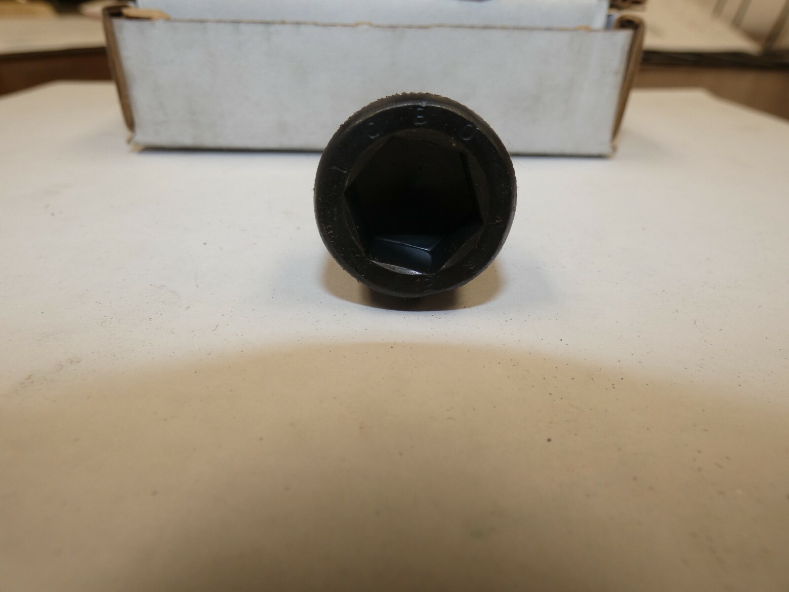M16-2.0 x 30mm ISO 4762 Hex Drive Class Black Oxide Finish, 5 ct
