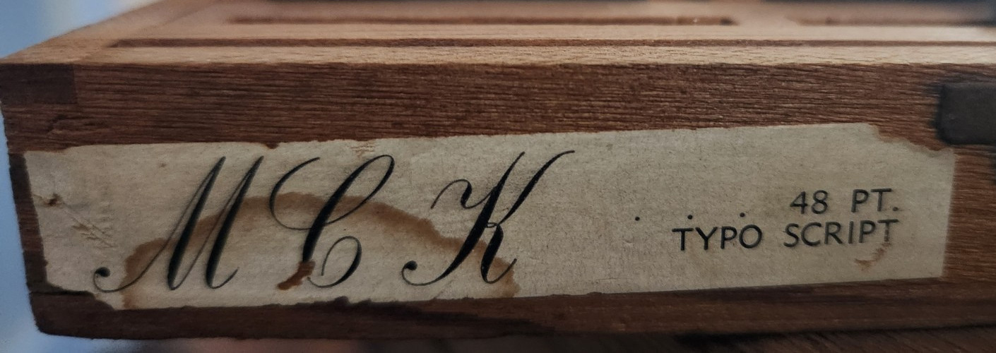 48 PT Kingsley Machine Co Letter Type Set for Hot Foil LOOK READ WOOD BOX SCRIPT