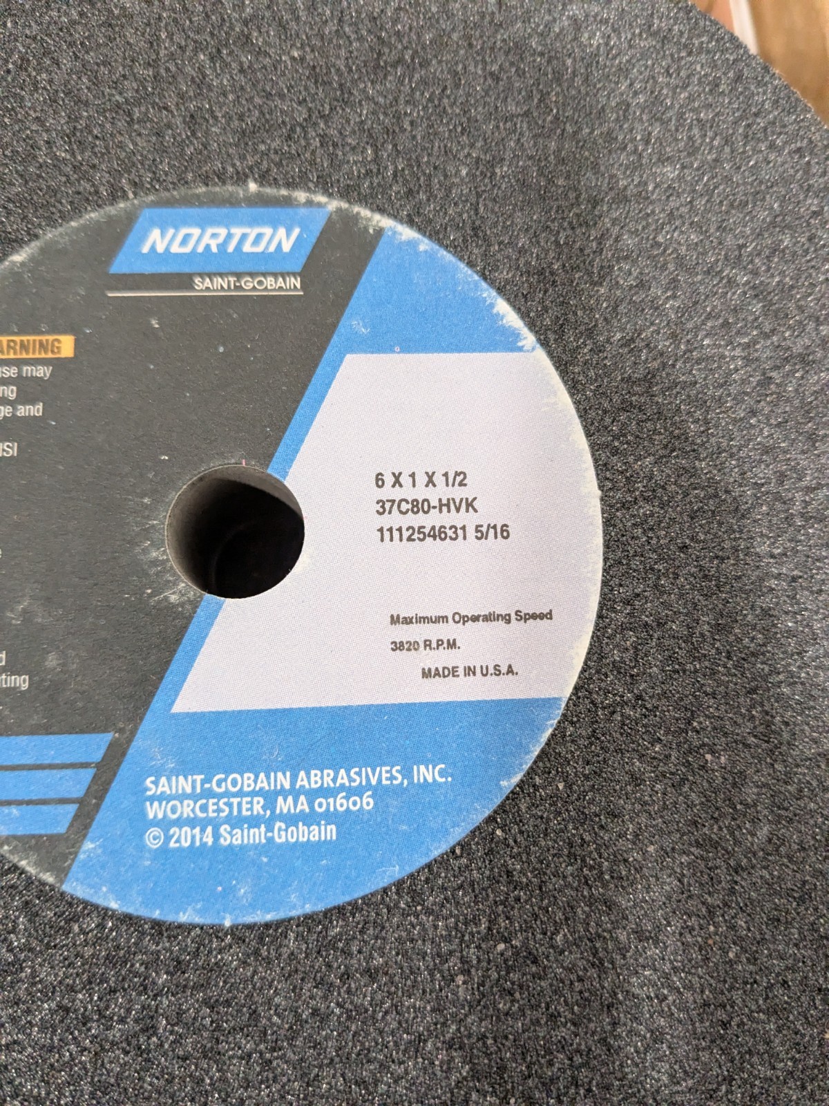 Norton Surface Grinding Wheel 6″ x 1″ x 1/2″ 80G Qty 8 66252803225