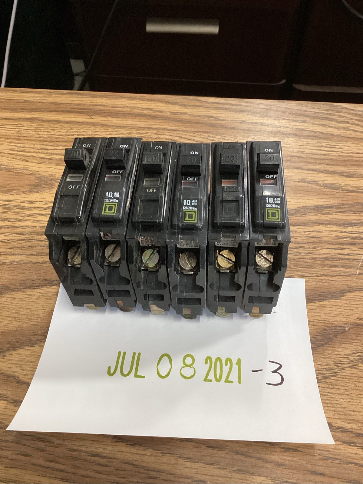 Lot Of 6 QO120 SQUARE D 1P 20A 120V CIRCUIT BREAKER Used