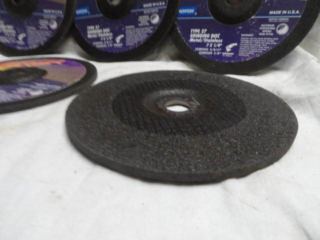 Norton Charger 7″X1/4″X7/8″ Metal/Stainless Grinding Wheels (qty of 5)