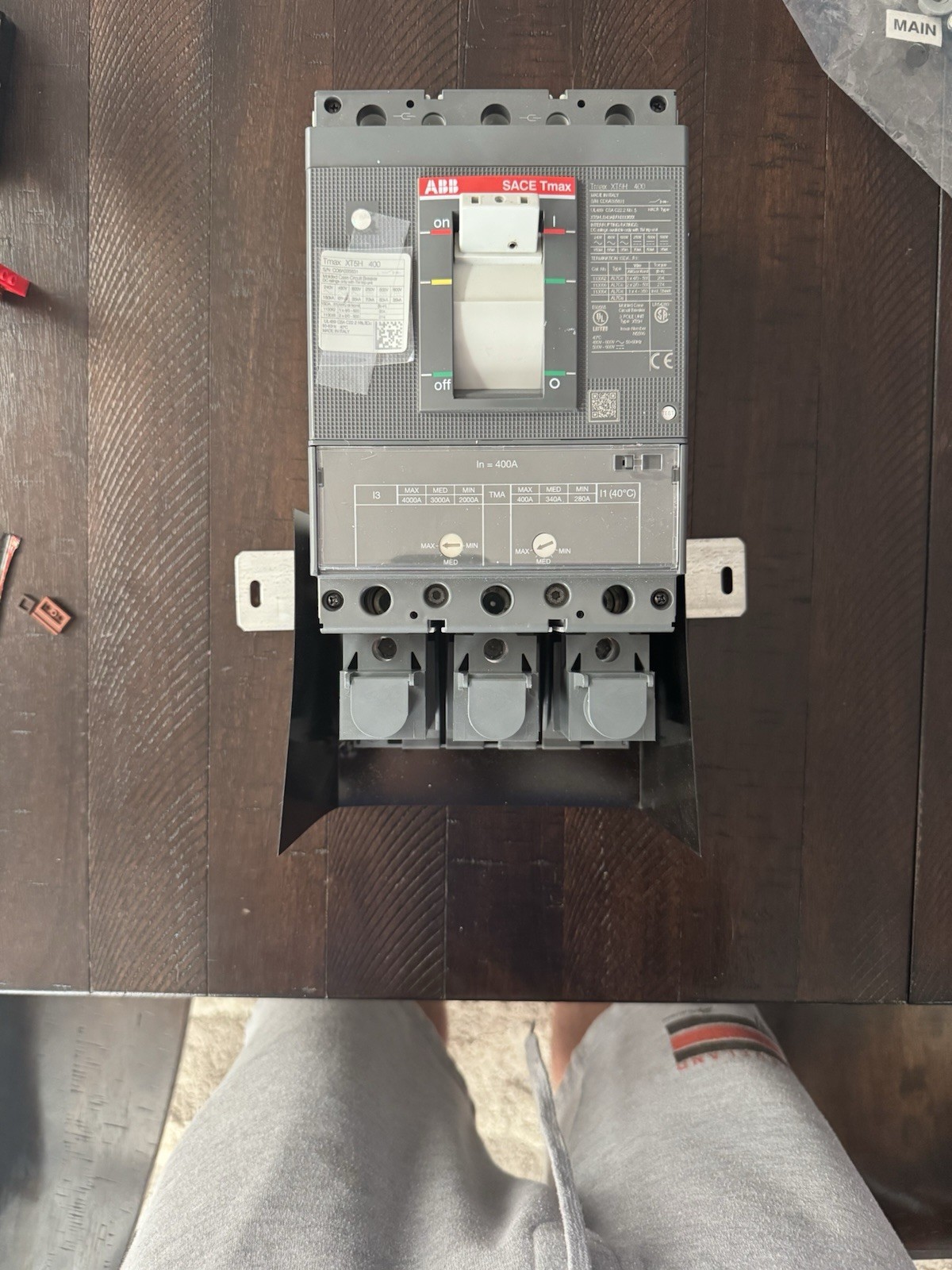 ABB SACE Tmax XT5H 400 ReliaGear 3 Pole 400 Amp 480V Circuit Breaker XT5H & KIT