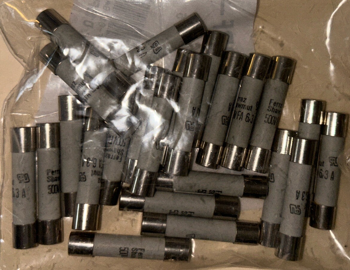 *QTY 24* Ferraz Shawmut A085445 Fuse 500V FA 6.3A. P2
