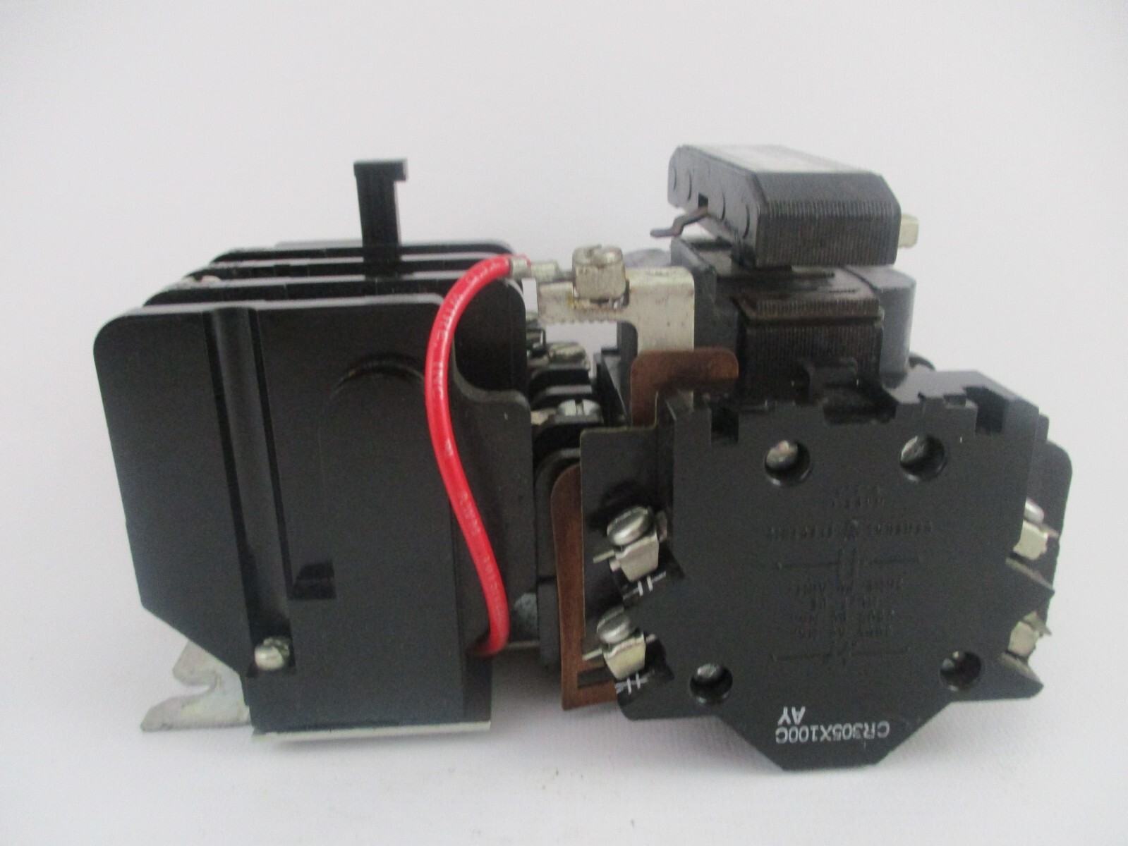GE NEMA SIZE 1 STARTER CR308C100AAA W/ 460 VOLT COIL 15D21G4 & AUX CONTACT
