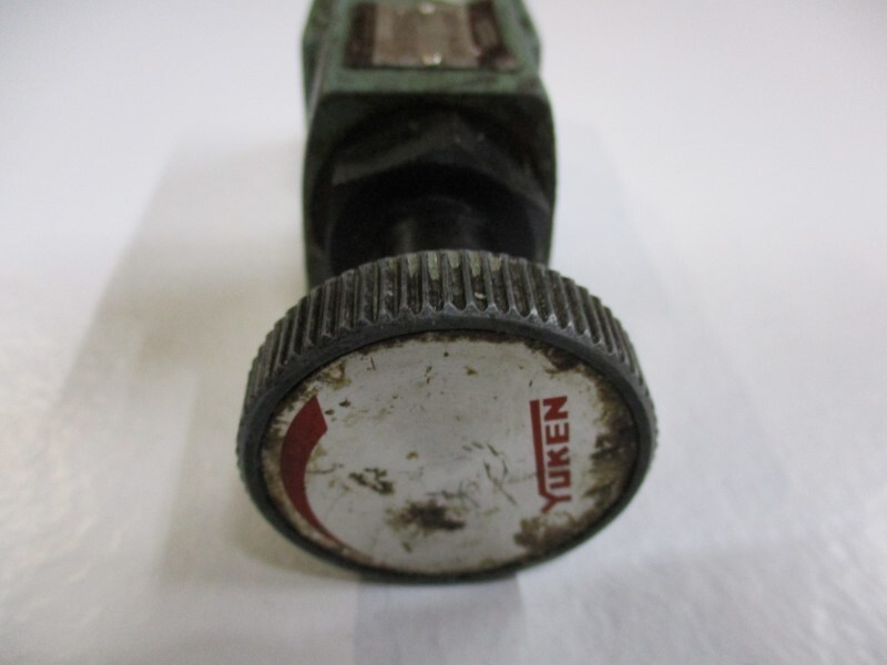 YUKEN DG-02-C-22 UNMP