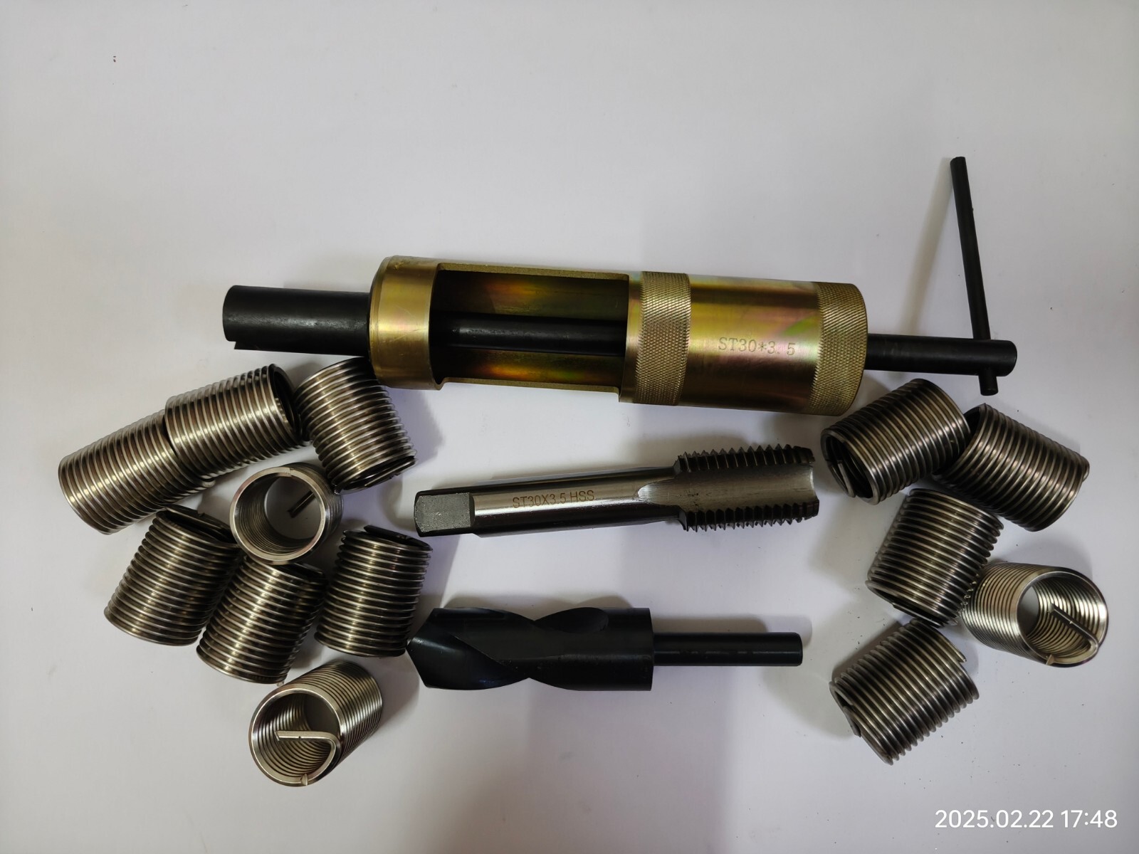 1Set M30.0x3.5mm Thread Repair Kit Tap and Drill bit Insert tool