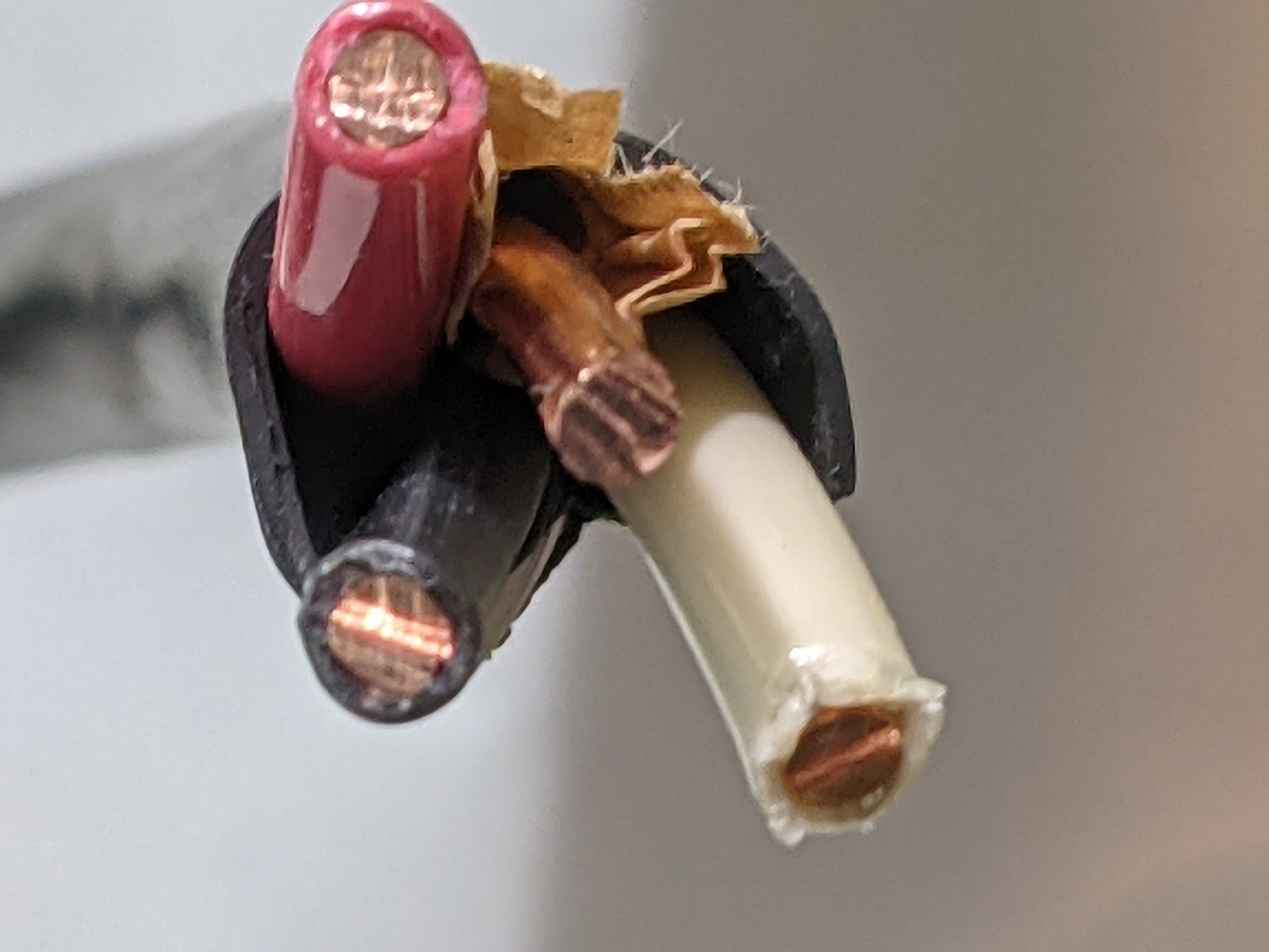 ESSEX 10/3 NM-B Cable w/ Ground ~210 Ft, Copper, 600V