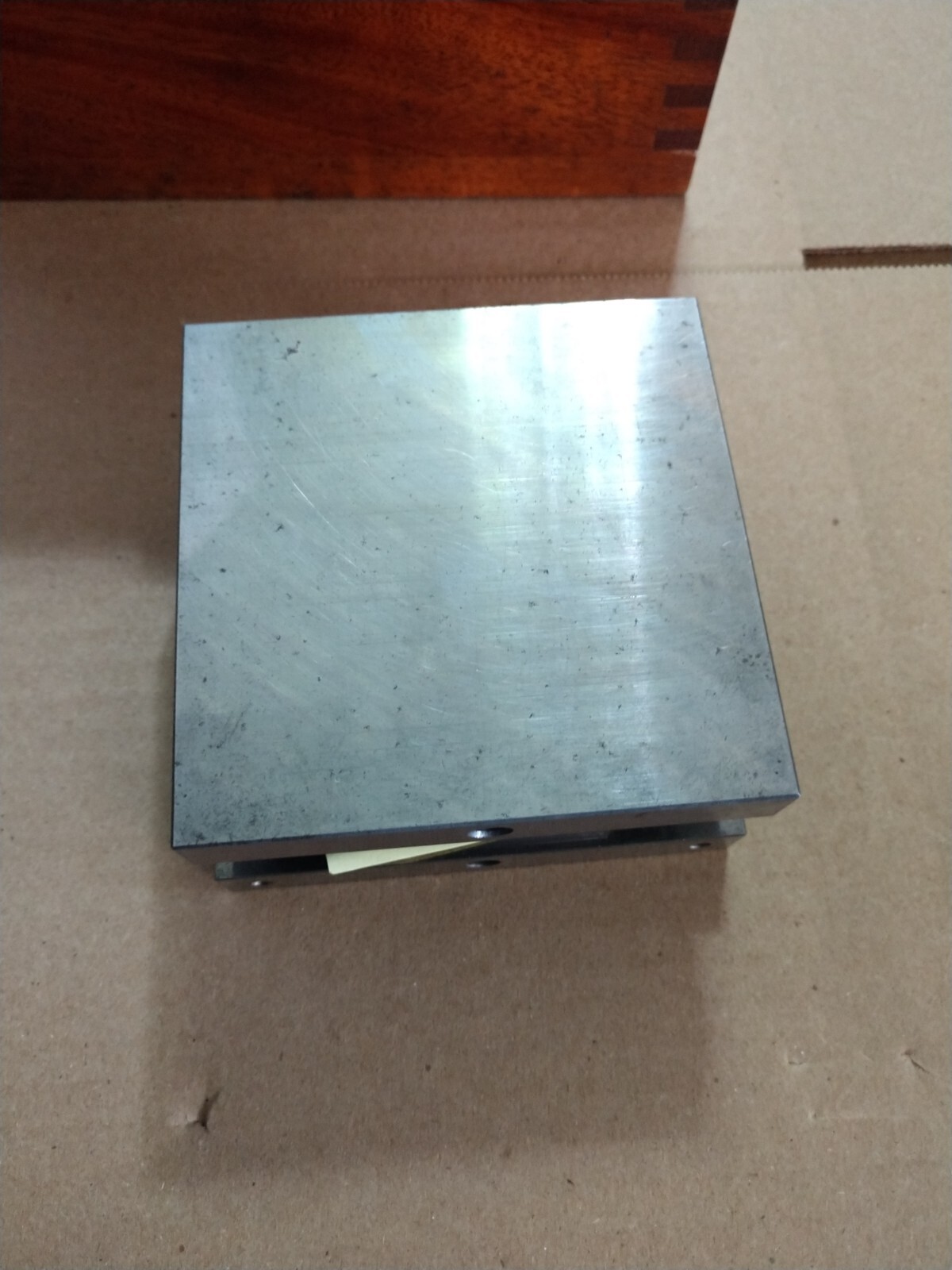 Hermann Schmidt 4″ x 4″ Sine Plate with wooden case & acc