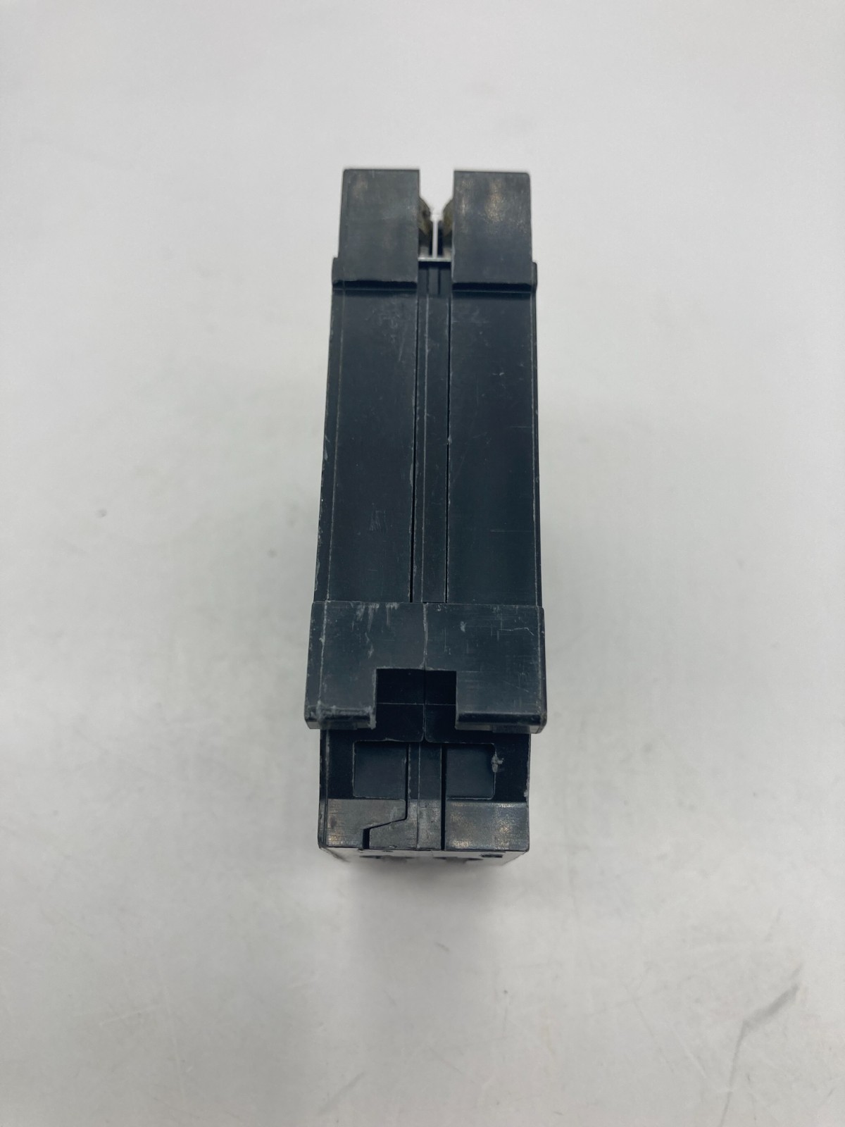 Homeline HOMT1515 1 Pole Two 15 Amp 120V AC Twin HOMT Plug In Tandem Breaker NOS
