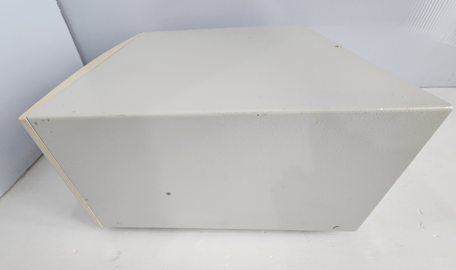 General Eastern Optica GE Sensing Dewpoint Chilled Mirror Hygrometer