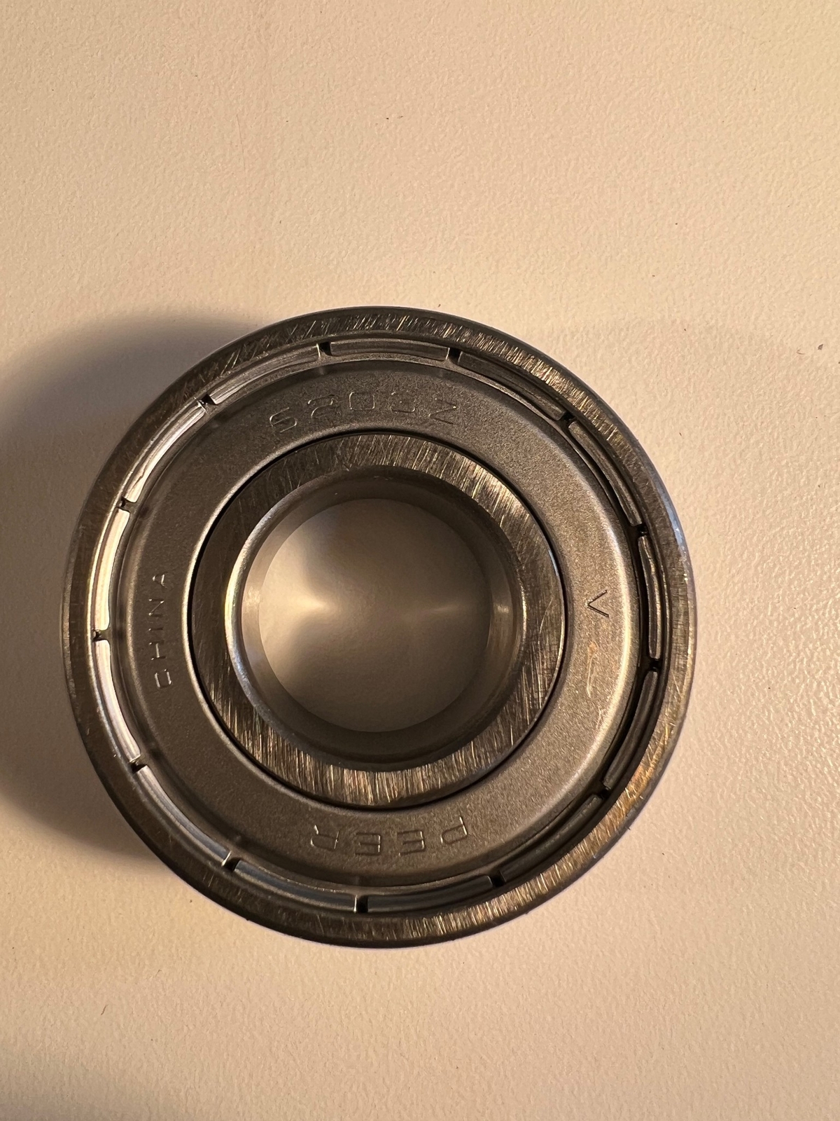 ONE (1) NEW PEER Radial Ball Bearing 6203-ZZD-C3