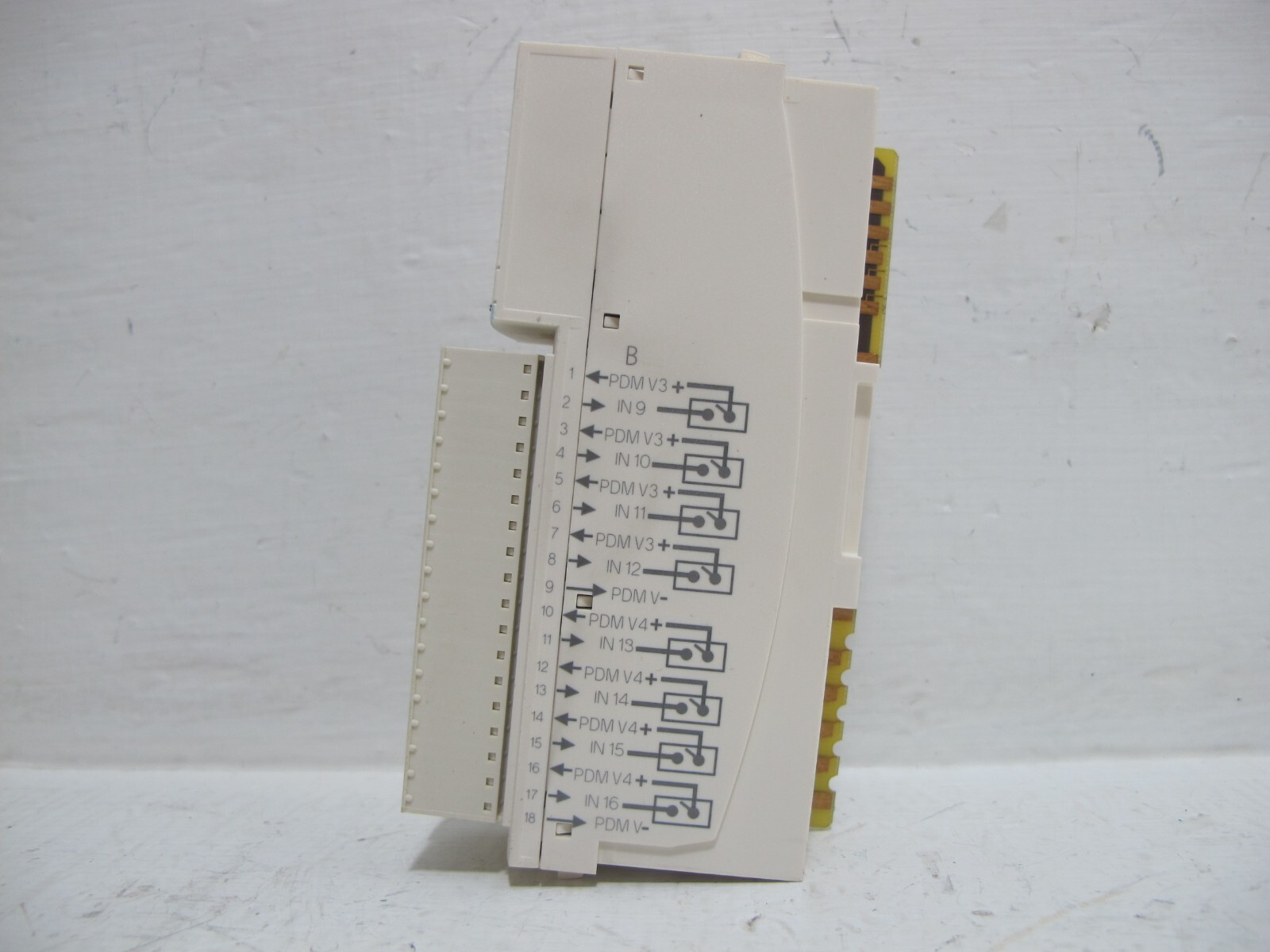 Schneider Electric Advantys STBDDI3725 PLC Input Module STB DDI3725 16 PT IN