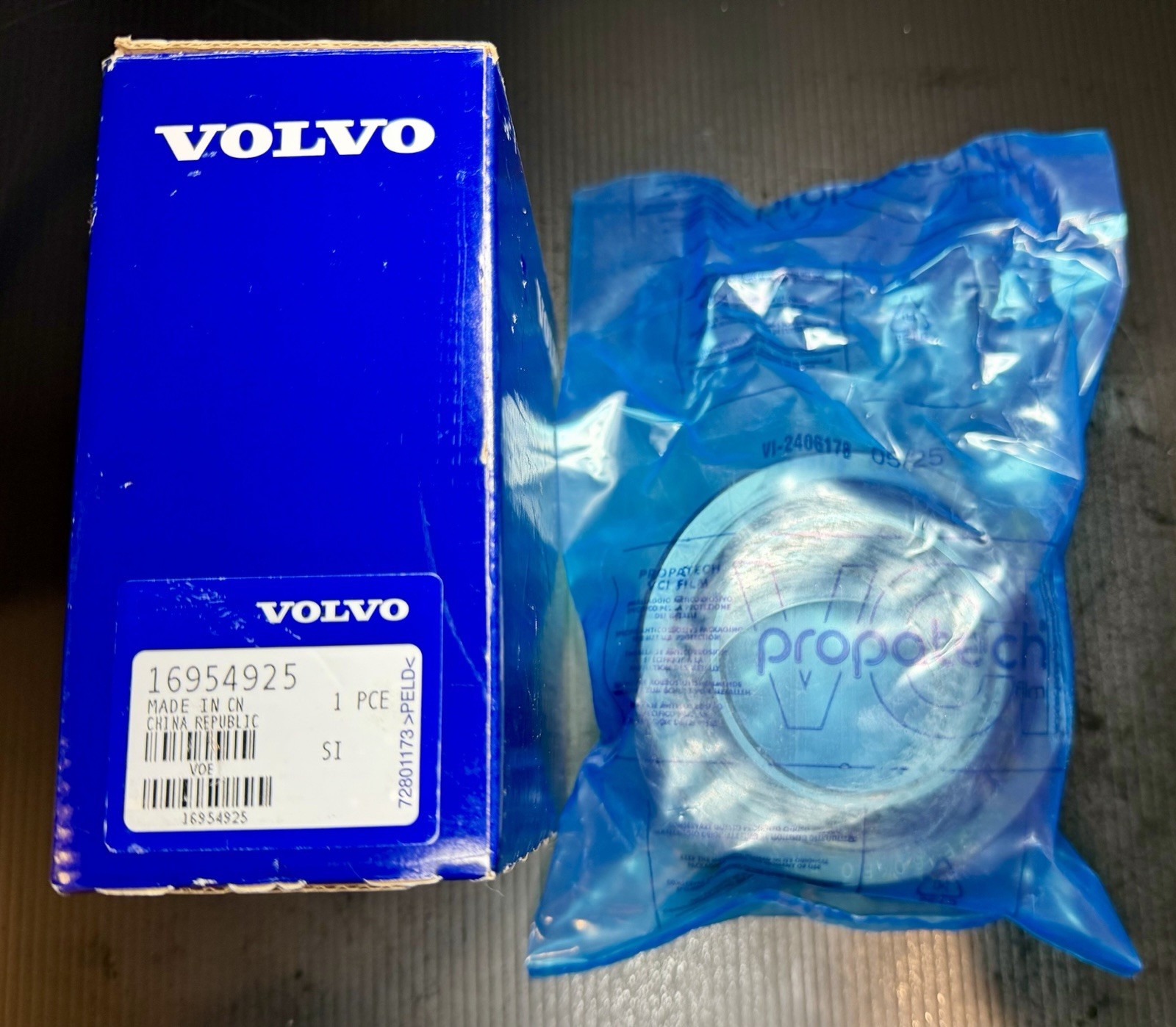 NEW OEM VOLVO VOE16954925 16954925 Spherical Plain Bearing Fit In Description
