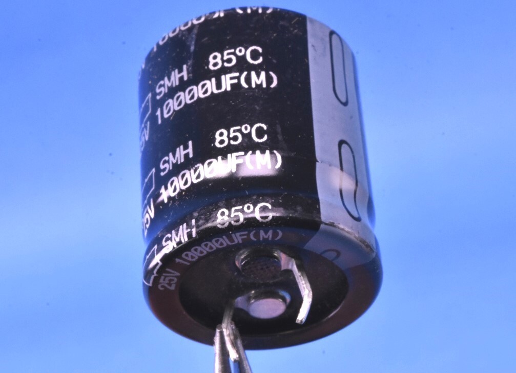 10 Nichicon SMH Series Snap-In Electrolytic Capacitors 10,000uF 25Vdc 50mΩ ESR