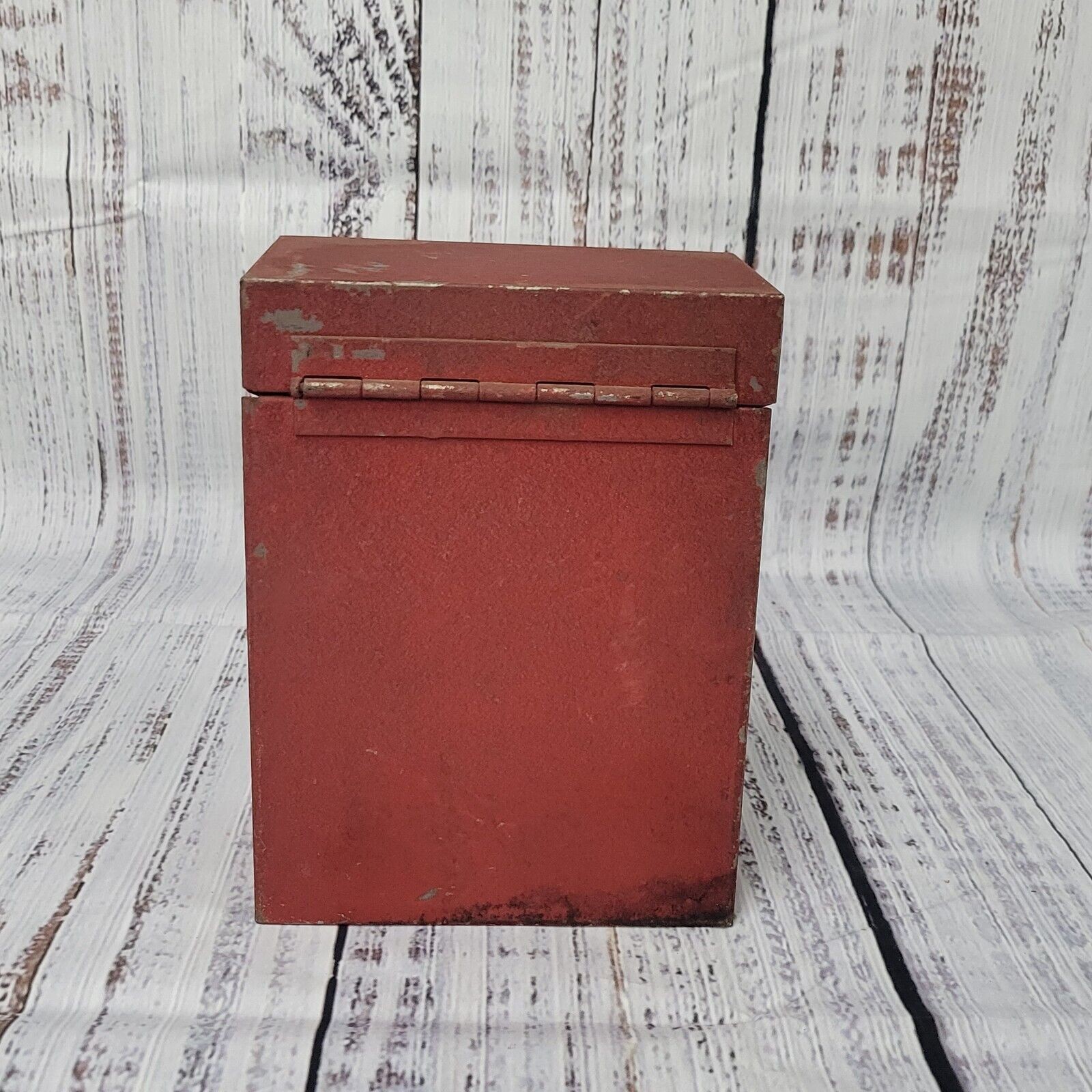 Vintage steel index card flip top box red 8x6x3.500″