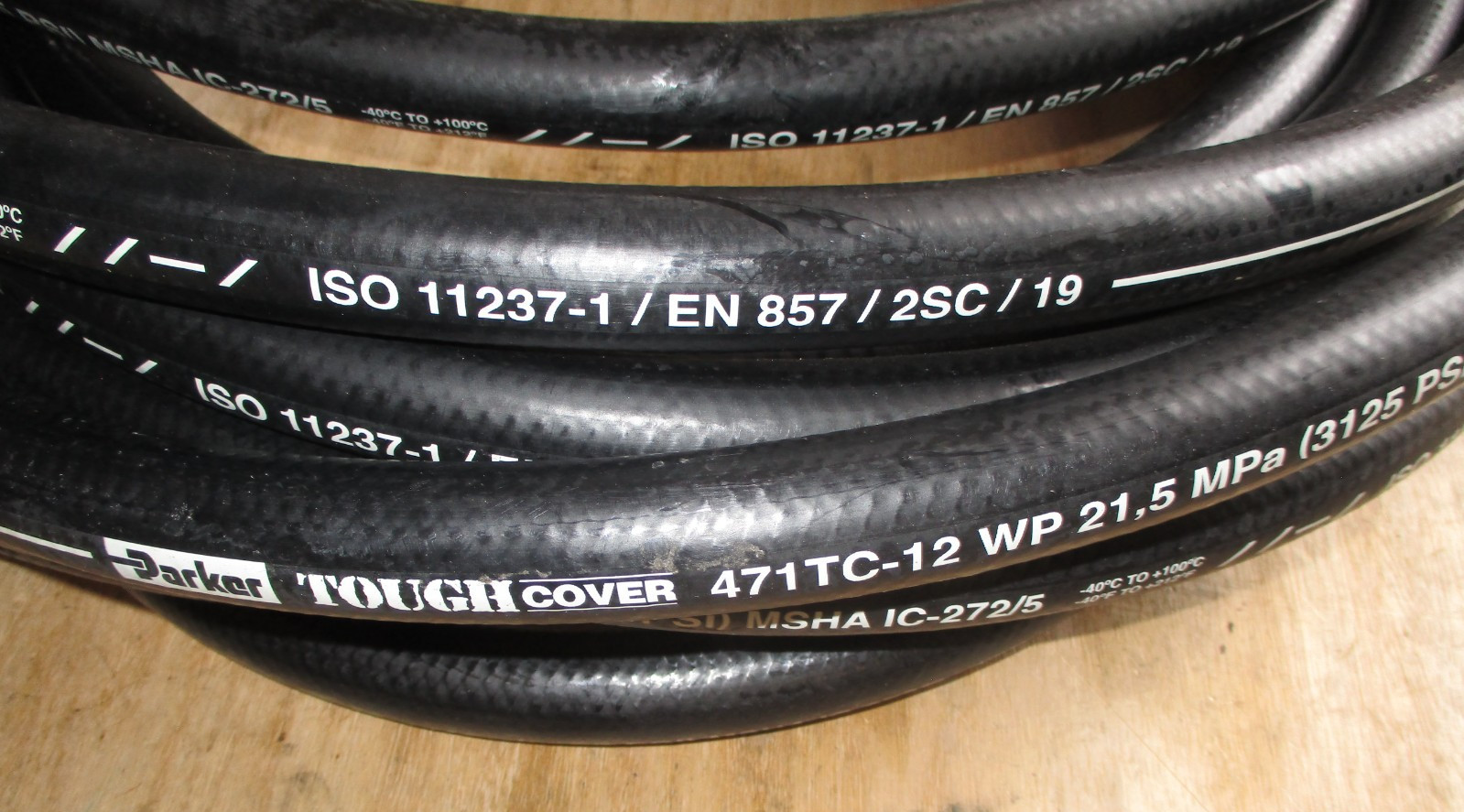 PARKER HYDRAULIC HOSE 471TC-12 3/4″ 50′ TWO WIRE HOSE 100R16