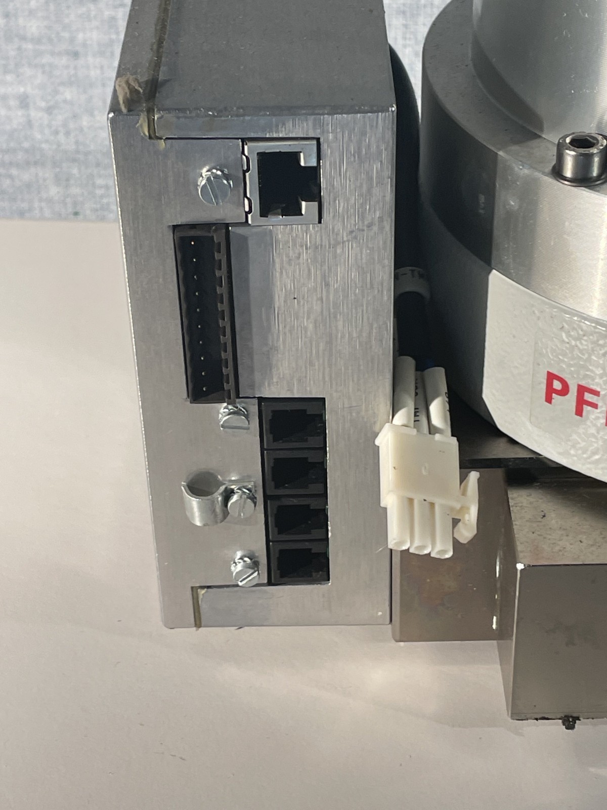 Pfeiffer Vacuum Turbo Pump TMH 261 DN 100 ISO-K, 3P with TC600 Controls – Used
