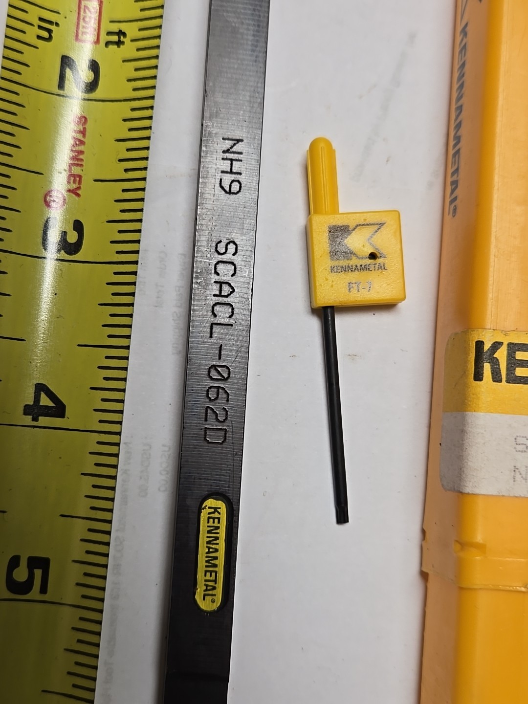 New Kennametal SCACL-062D Indexable Tool Holder 3/8″ x 3/8″ Lathe Turning