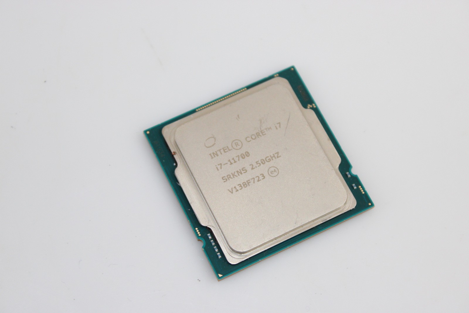 Intel Core i7-11700 8-Core 2.50GHz LGA1200 SRKNS Desktop CPU Processor*CHIP DAMA