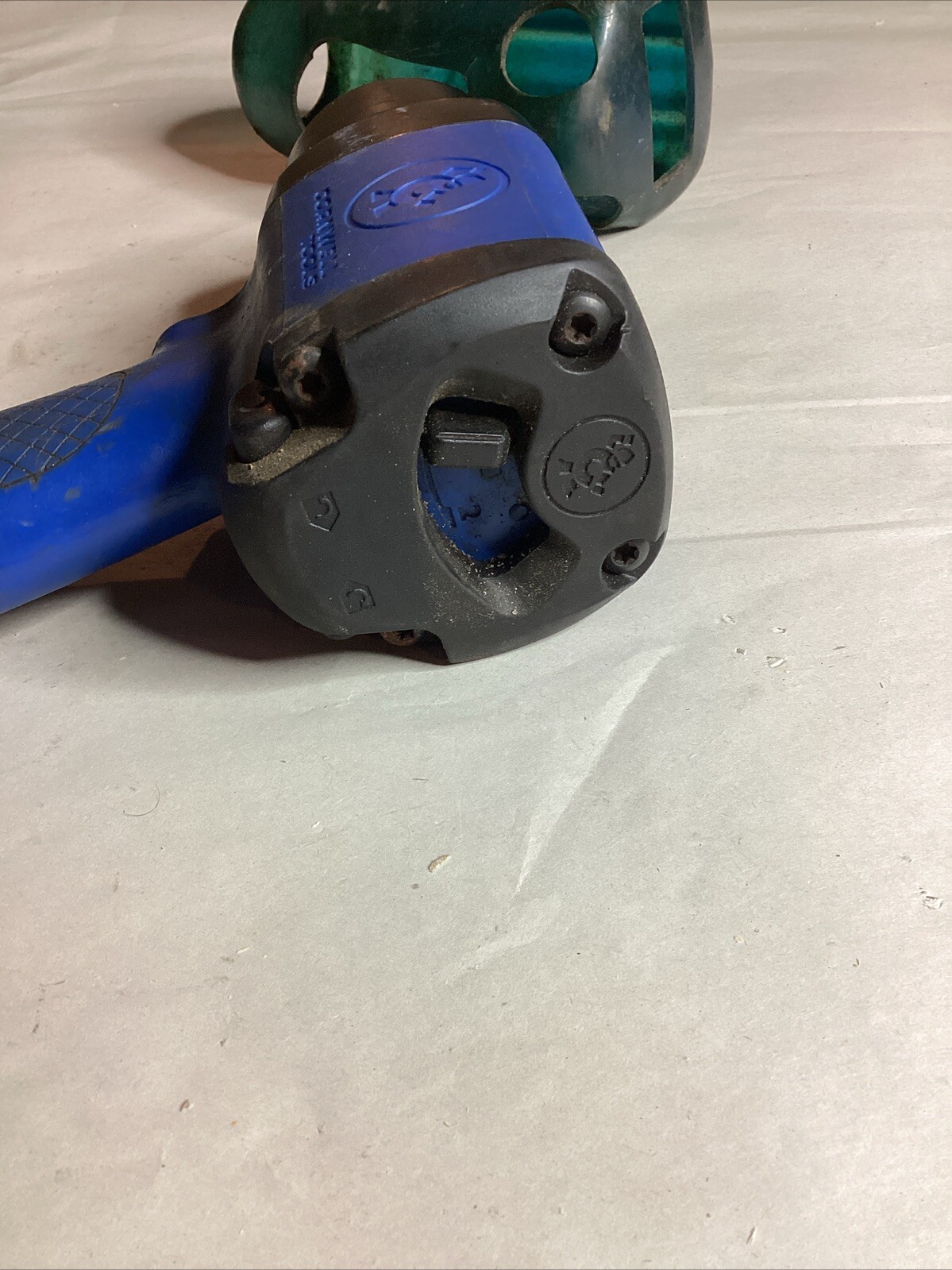 Cornwell Tools IR-C7000 1/2″ Pneumatic Impact Drill