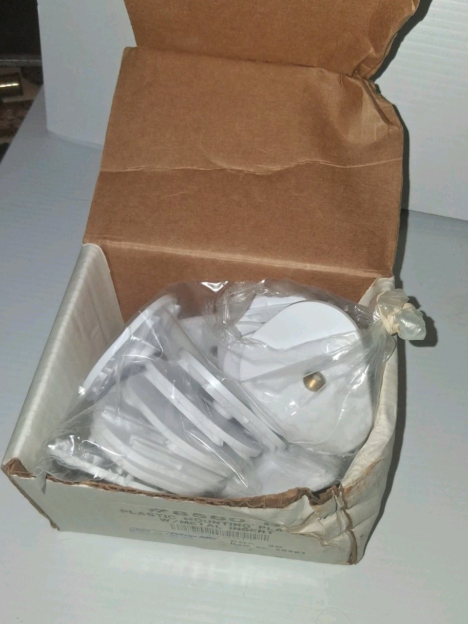 18 WHIPMIX USED MOUNTING PLASTIC DISPOSABLE ARTICULATING PLATES 8580B DENTAL LAB