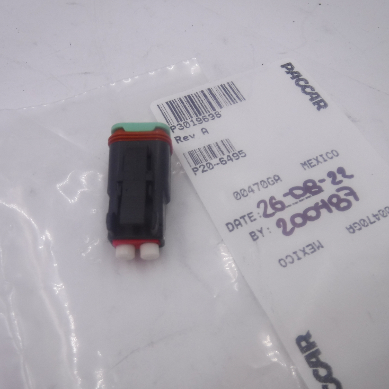 Genuine OEM PACCAR Connector End Plug P3019698 P20-6495