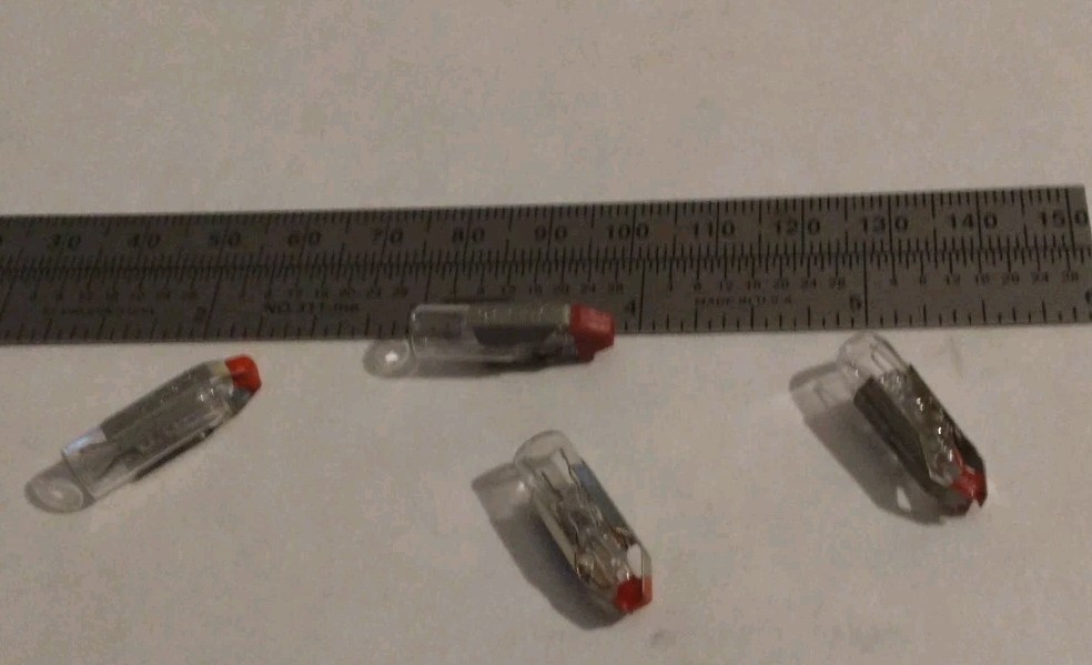 12ESB INCANDESCENT LAMP 12.0V .04A T-2 TS5 LOT OF 10 PCS